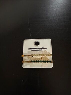 Gold Hair Pin Set with Green and Clear Stones